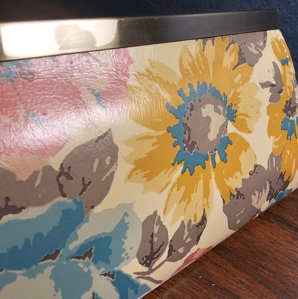 Wallet - Picture 4 of 7